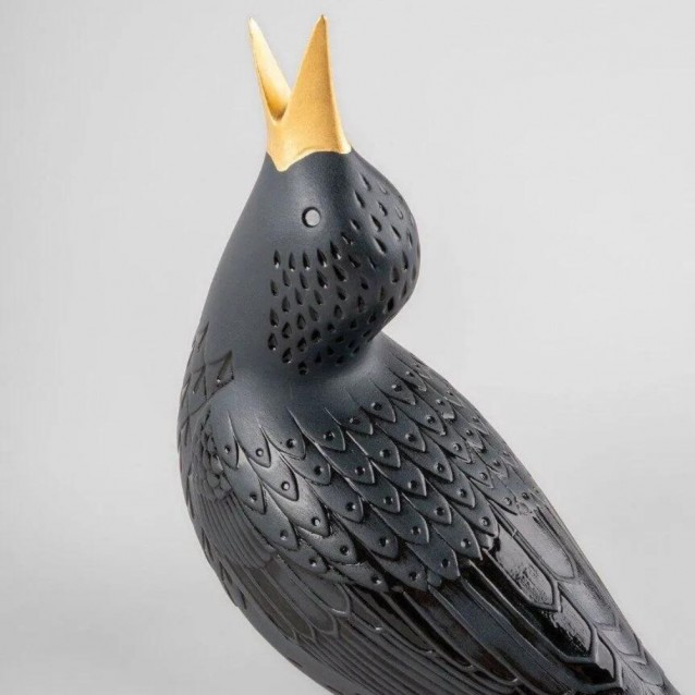 Sculptura din portelan, Black Starling I by Dept. Diseño y Decoración - LLADRO